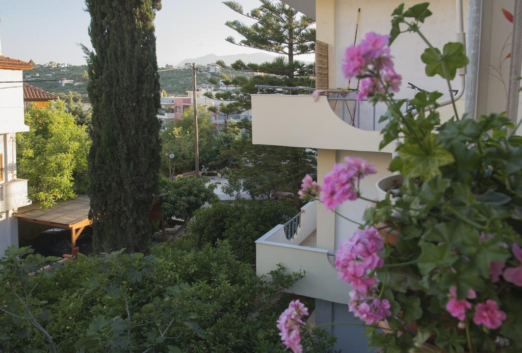 Georgia'S Family Apartment Heraklion  Ngoại thất bức ảnh